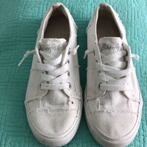 Blowfish Malibu - Women’s White Canvas Sneakers
